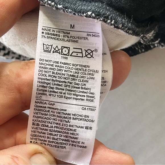 GAPFIT puffy quilted turtleneck sweatshirt sweater, women’s M. - Picture 10 of 10